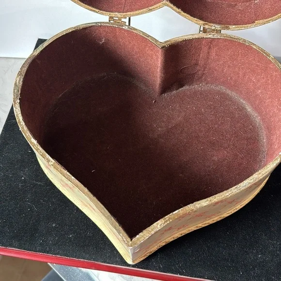 vintage Sewing box, haberdashery. Boudoir box. Vintage floral roses, cardboard. - Picture 3 of 11